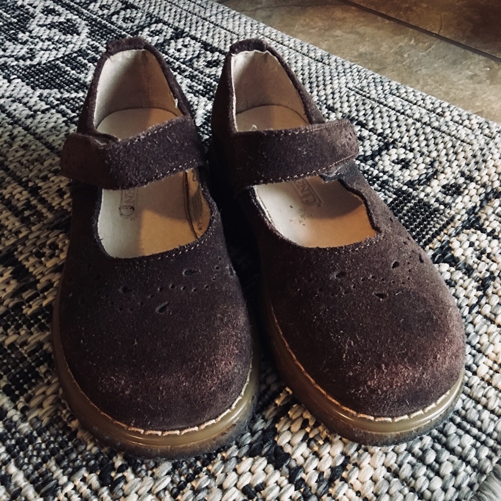 Lands' End girls Mary Jane flats, size 9
